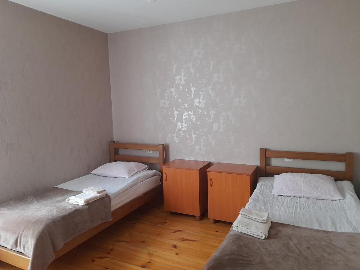 Kera Guest House Kazbegi Eksteriør billede