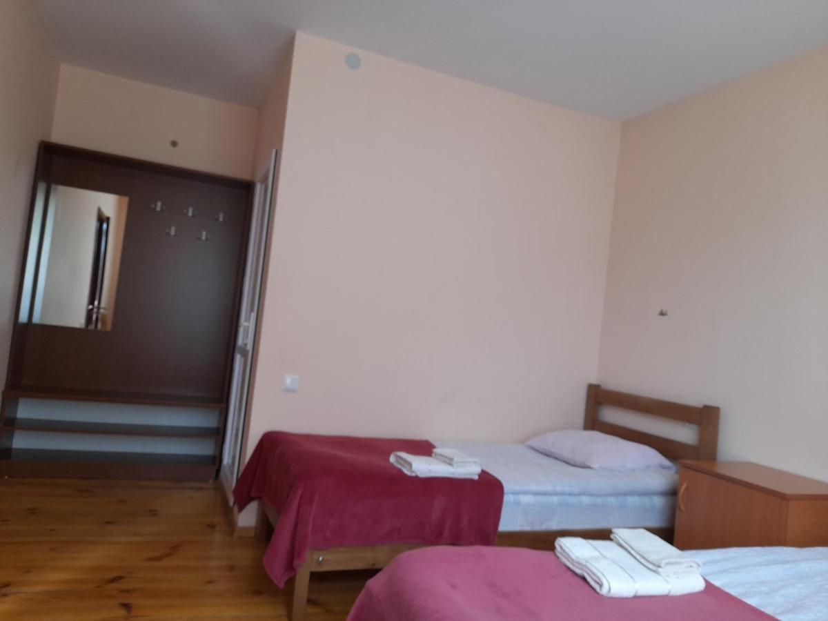 Kera Guest House Kazbegi Eksteriør billede