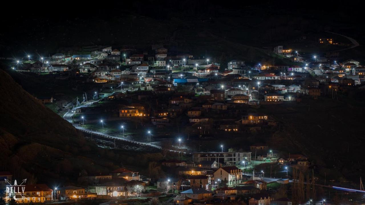 Kera Guest House Kazbegi Eksteriør billede